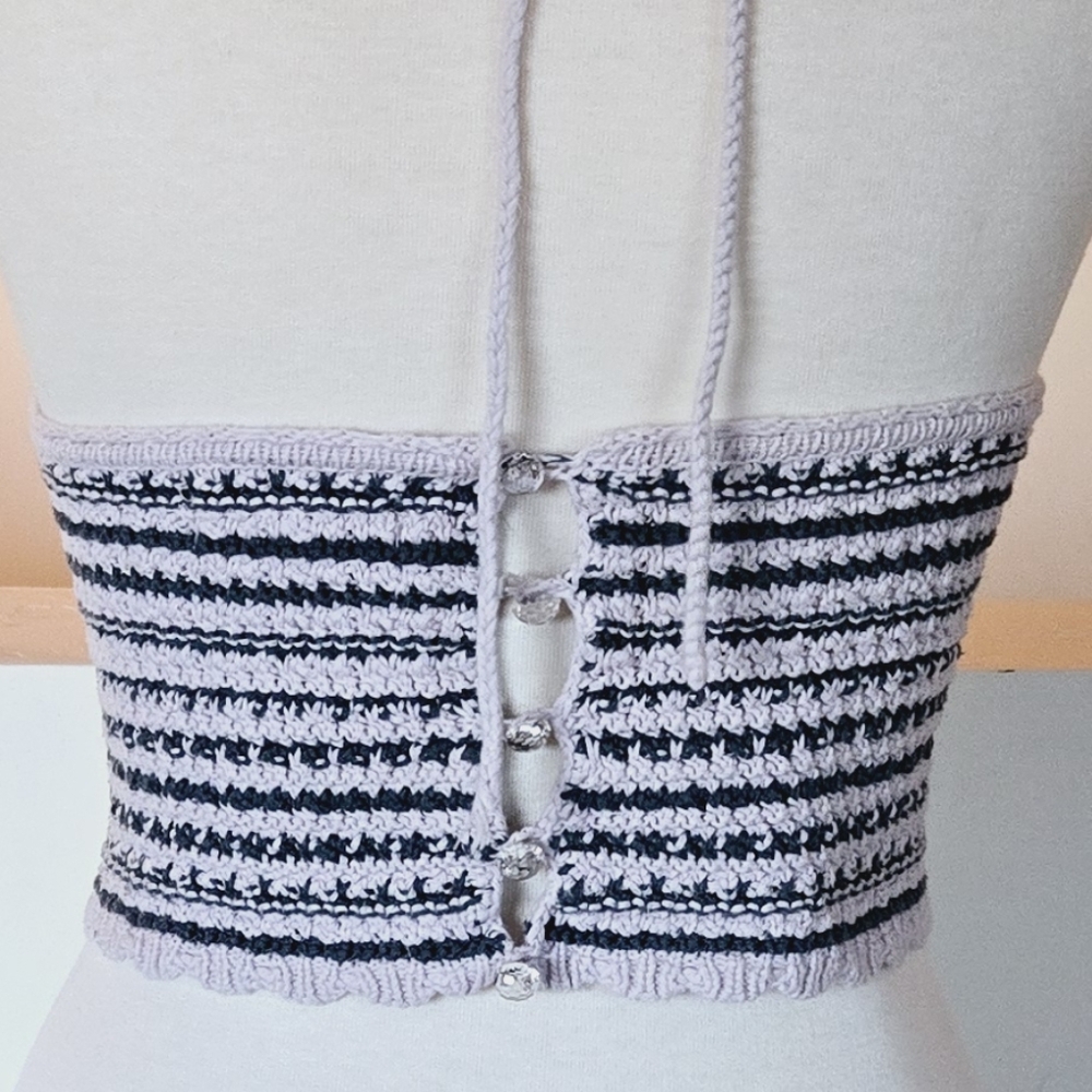 New URBAN OUTFITTERS Millie Crochet Striped Halter Top Size Large - Picture 6 of 8